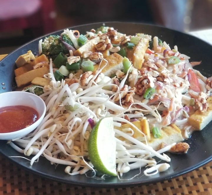 Pad Thai & Tofu Noodle Bowl