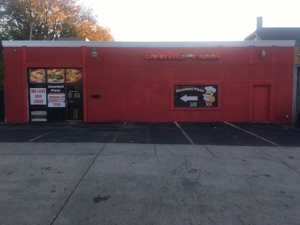 Ronnie Bee's NY Pizza 9 N Elmwood Dr