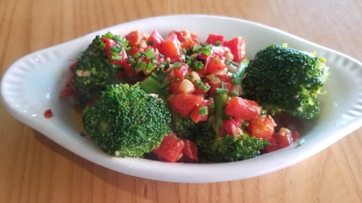 Broccoli: Roasted Sweet Peppers, Garlic