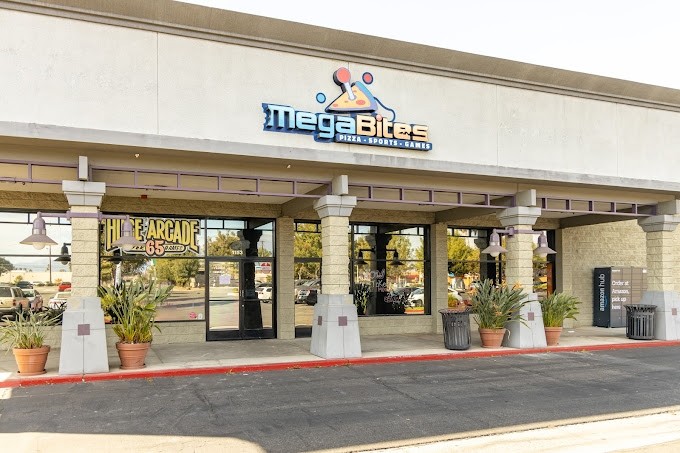 Megabites Pizza To Go 27614 Clinton Keith Road
