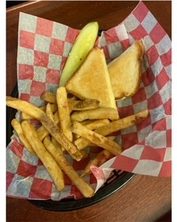 KIDS GRILLED CHEESE AND FRIES