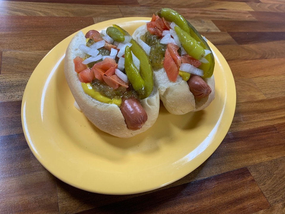 Chicago Dog Meal (2Dogs/Chip/16oz)