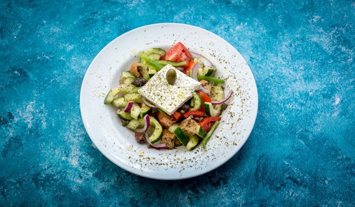 Greek Salad (Horiatiki)