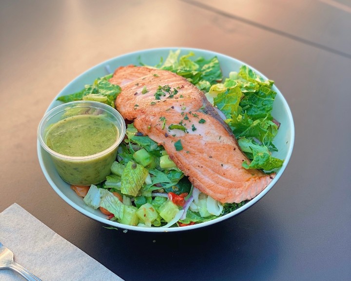 Grilled Salmon Salad