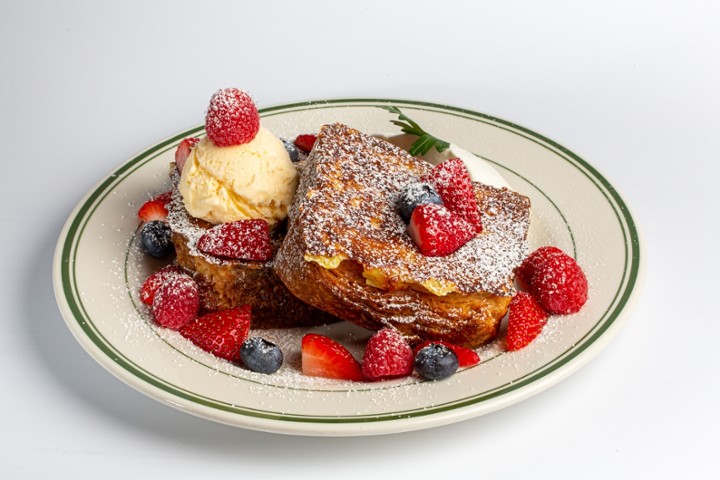 Mix Berries French Toast