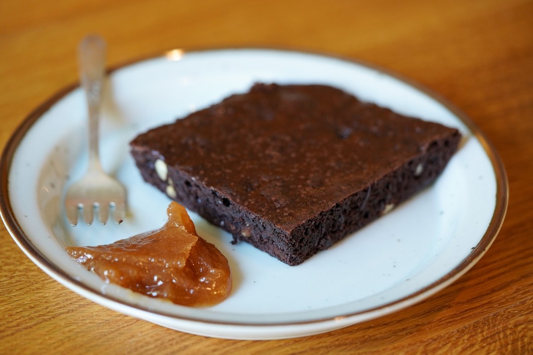 Black walnut brownie and summer jam