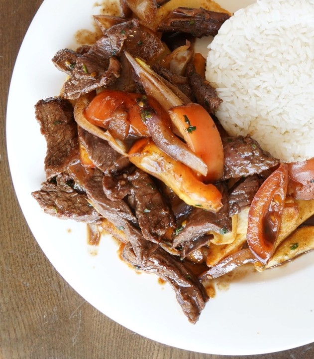 Lomo Saltado Peruano