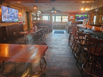 Poor People's Pub 33 Ocean Avenue
