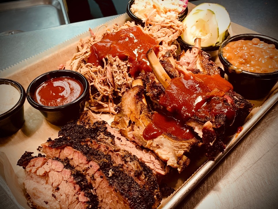 The Iron Pig Smokehouse South