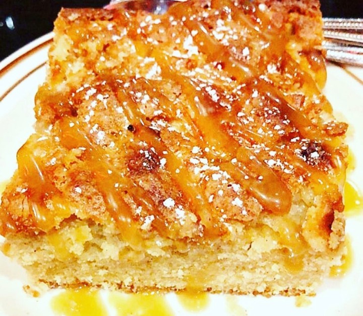 Grandma's Apple Cake