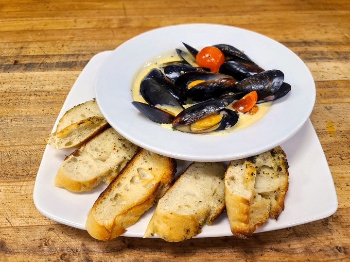 Garlic & Herb Mussels