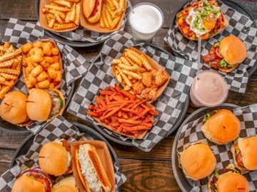 Al's Burger Shack Leland 3556 Leland Town Center, Unit 100