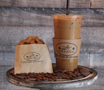 Lu's Cafe & Bakery