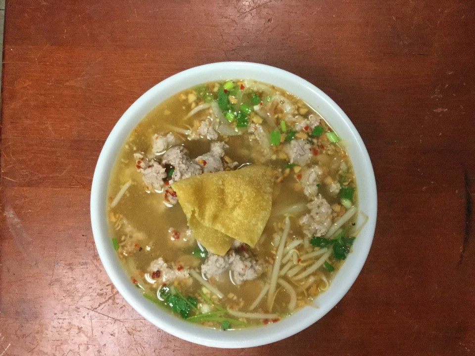 (D)Tom Yam Noodle Soup