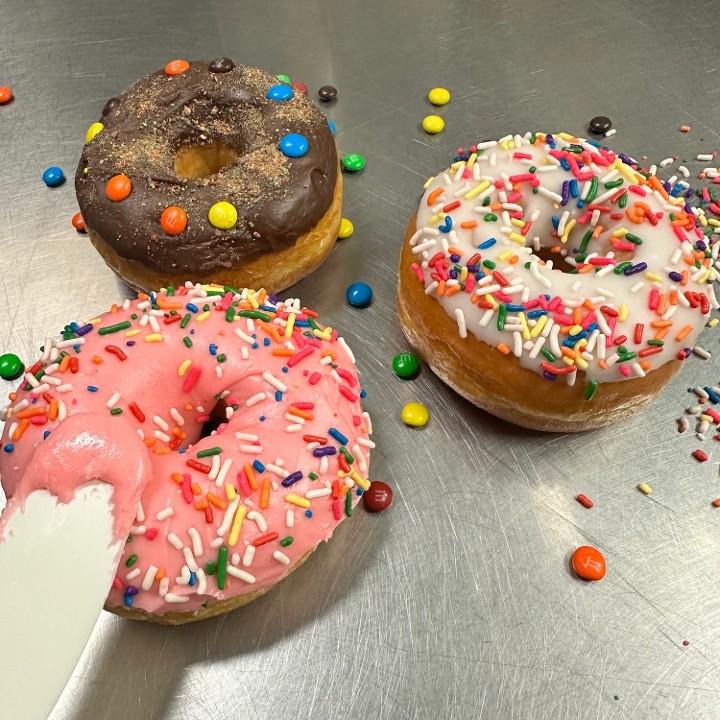 Donut Central - Eats & Coffee
