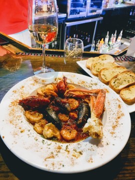 Crate Restaurant & Wine Bar