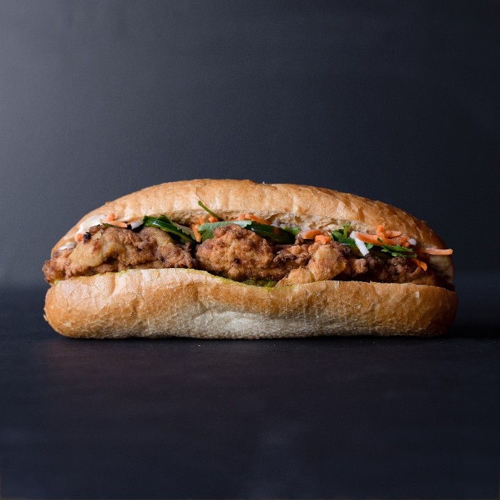 Fried Chicken Banh Mi