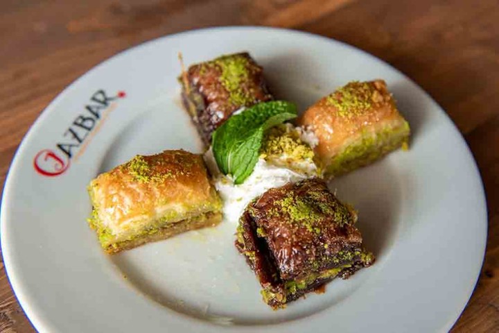 Lg Mixed Baklava.