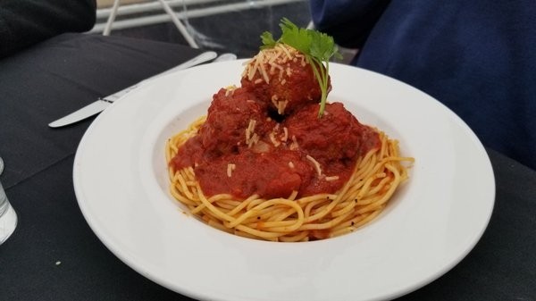 Spaghetti & Hand-Made Meatballs