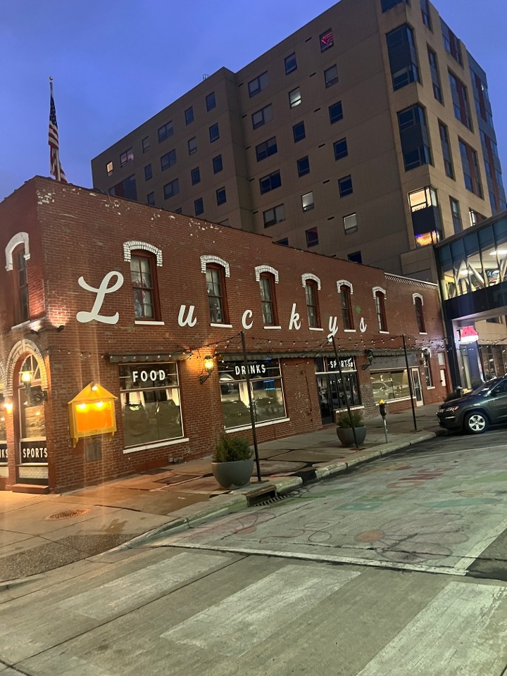 Lucky's Bar & Grill Rochester, MN