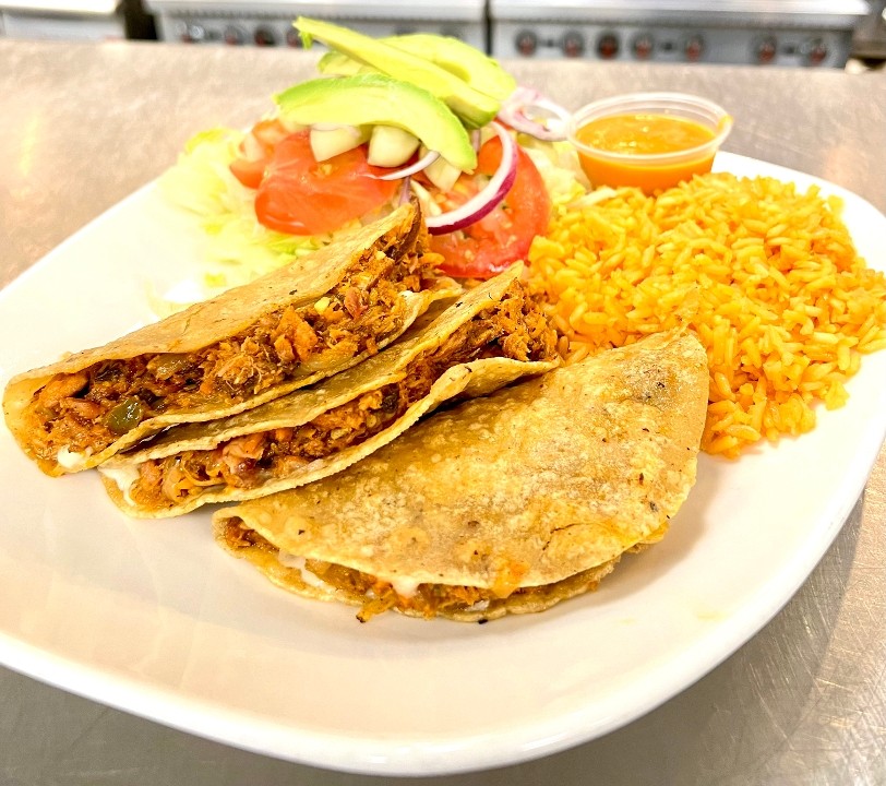 Del Campo's Tacos At 12th St Beach