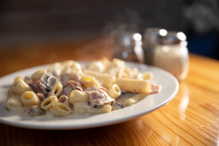 Rigatoni Carbonara