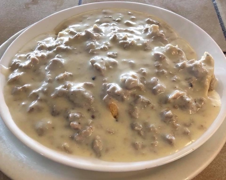 Sausage Gravy & Biscuits