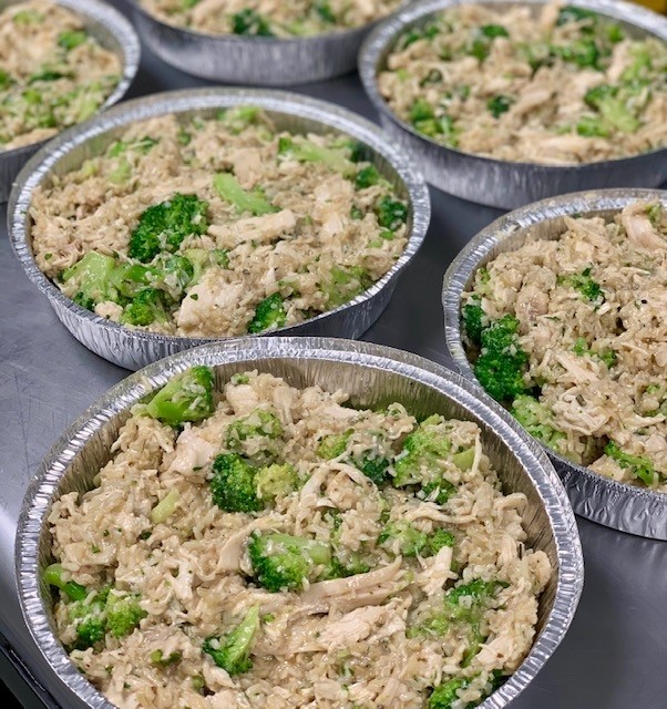 Large Chicken, Broccoli & Brown Rice Frozen Meal