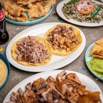 Carnitas Uruapan - La Villita