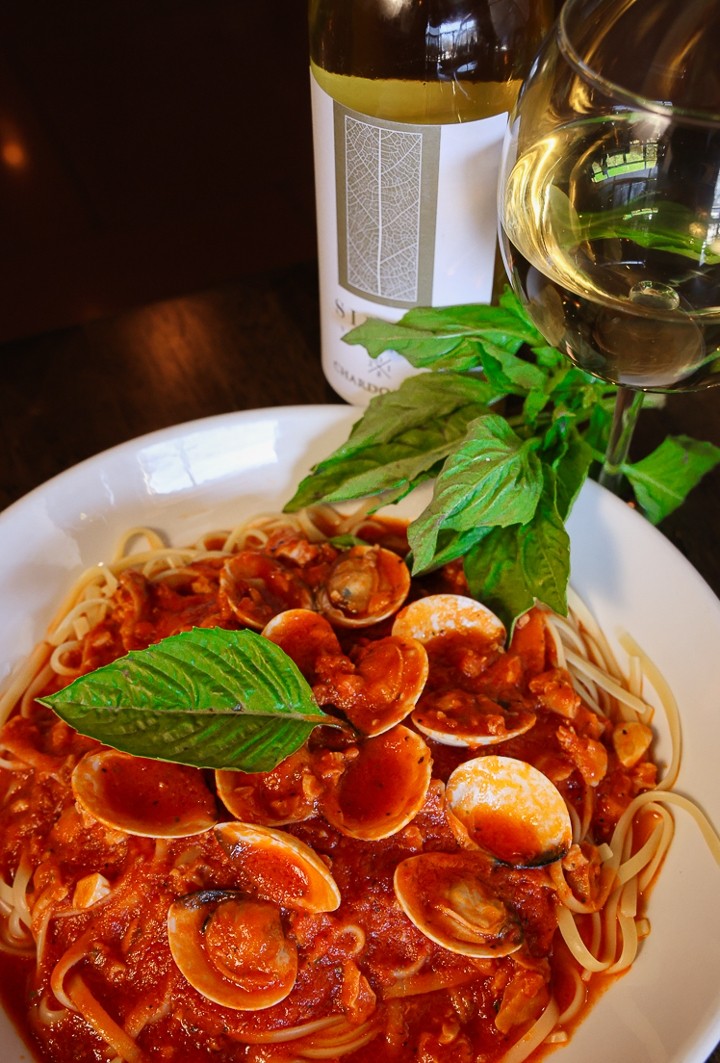 Linguine with Red Clam