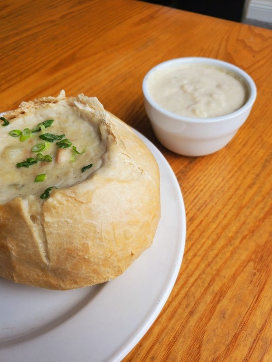 P76 CLAM CHOWDER