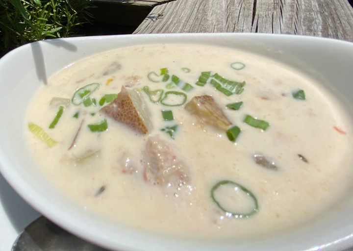 Cup Crab & Corn Chowder