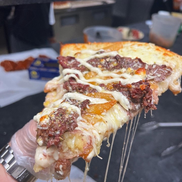 Large Steak Frites Pizza