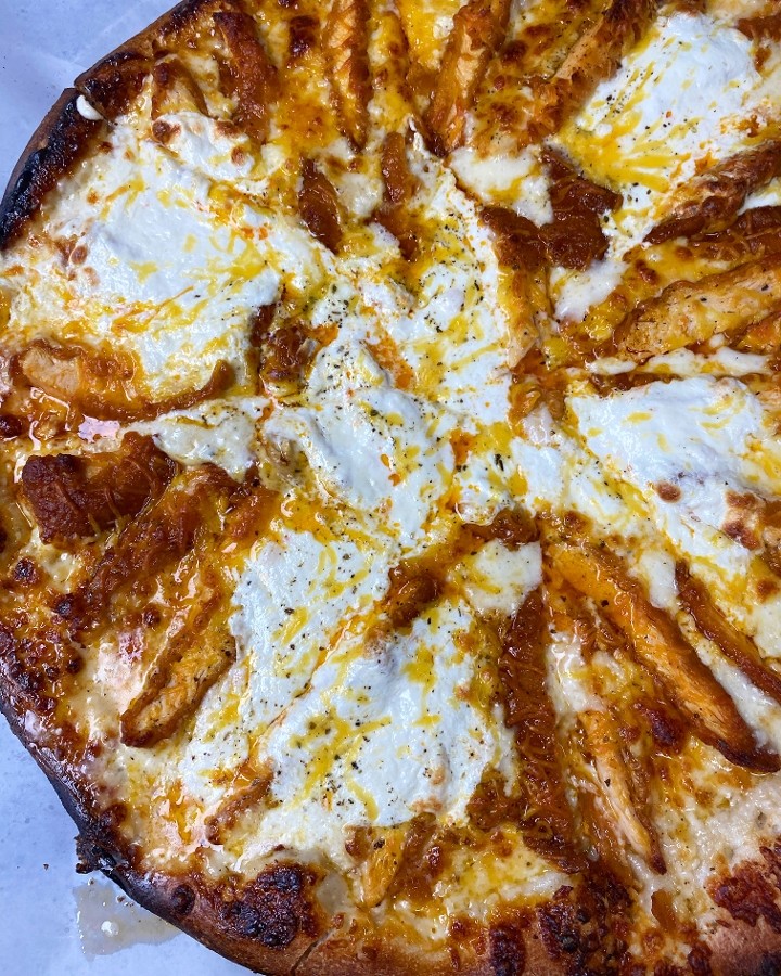 Large Burrata x Chicken Finger Pizza