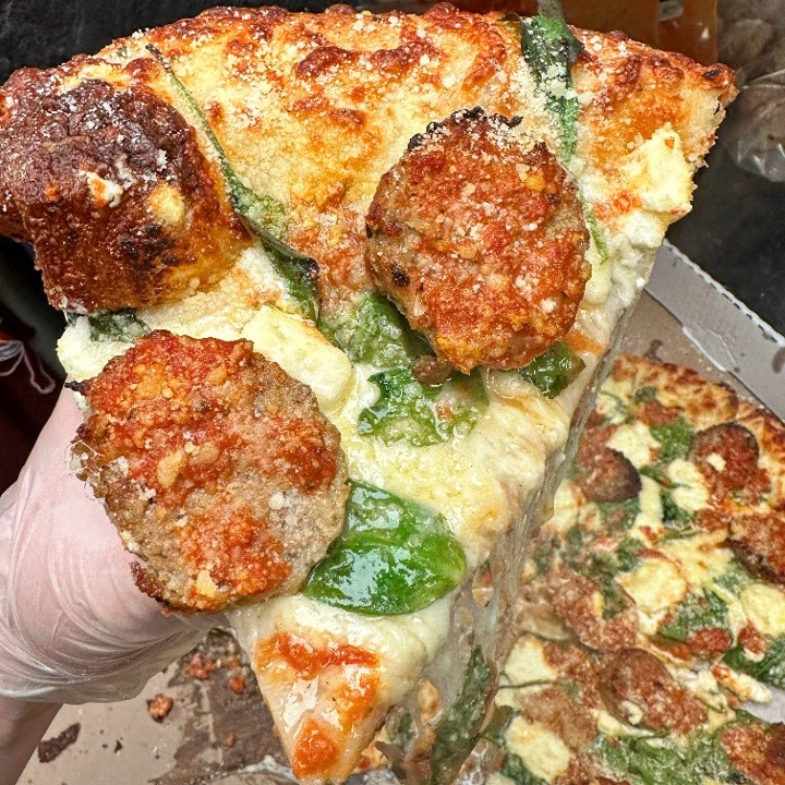 Large Mama Mia Meatball Pizza
