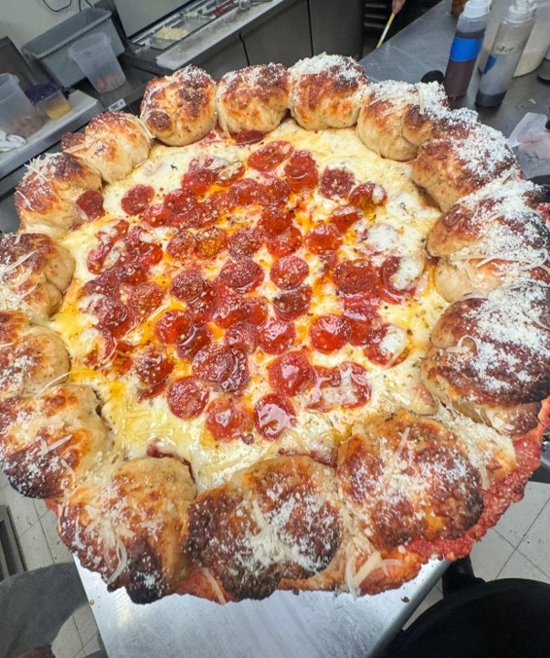 Large Garlic Knot Crust Pizza