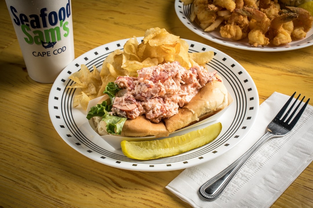 Seafood Sam's Falmouth - Fried Seafood Platter 2