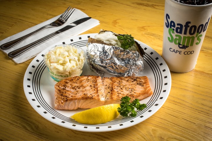 Broiled Filet of North Atlantic Salmon Platter