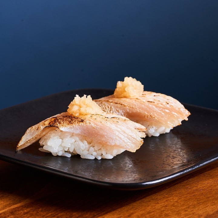Hamachi Belly (Yellowtail Belly) - 2 pc