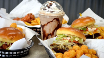 Lee’s Burgers And Malts
