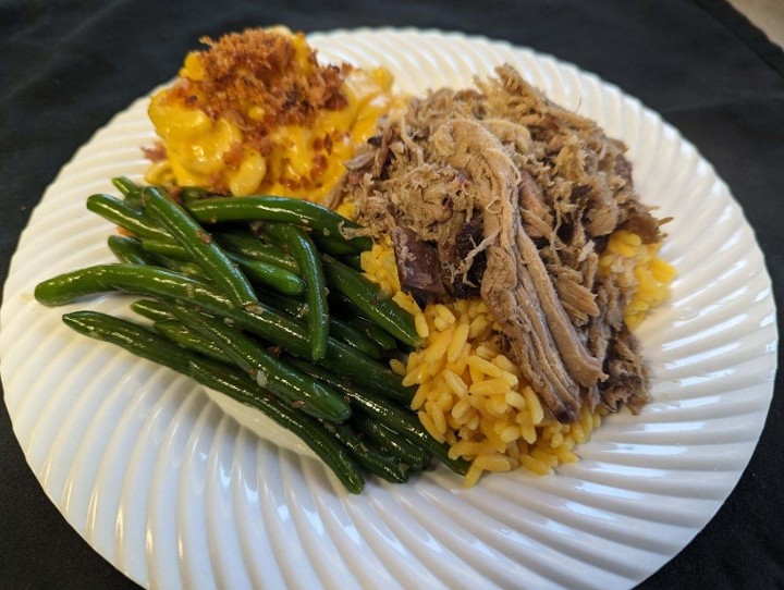 BBQ Boss Plate w/ Corn Bread