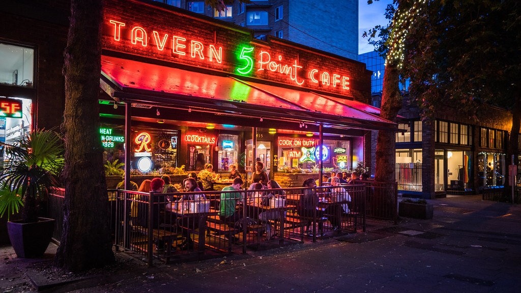 5 Point Cafe