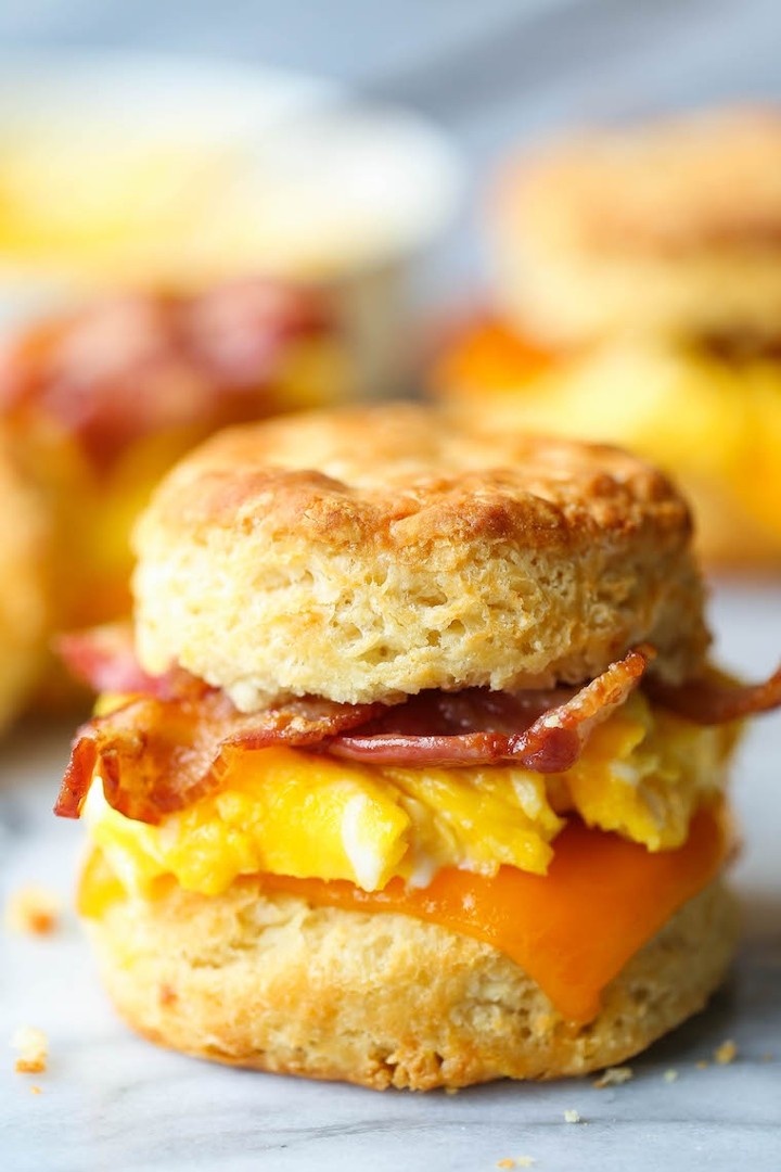 Biscuit sandwich