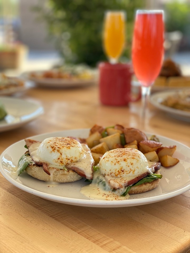 Eggs Benedict - Takeout