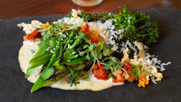 1833 Kitchen & Bar