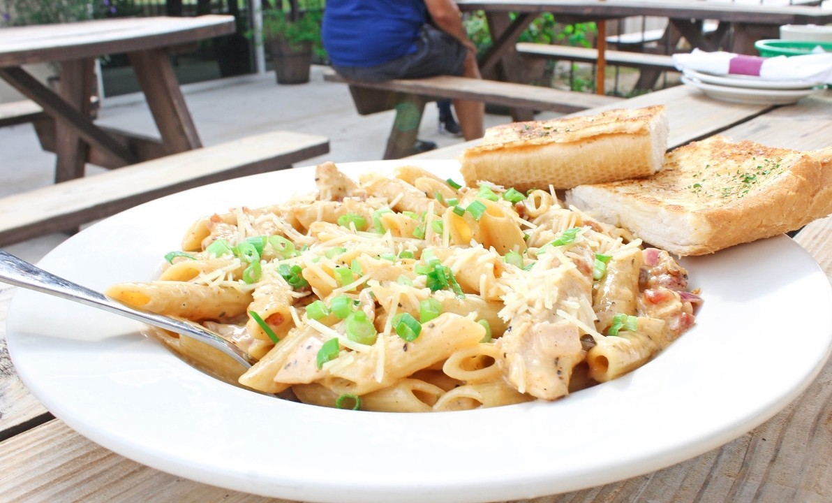 Mouton's Bistro & Bar Cedar Park