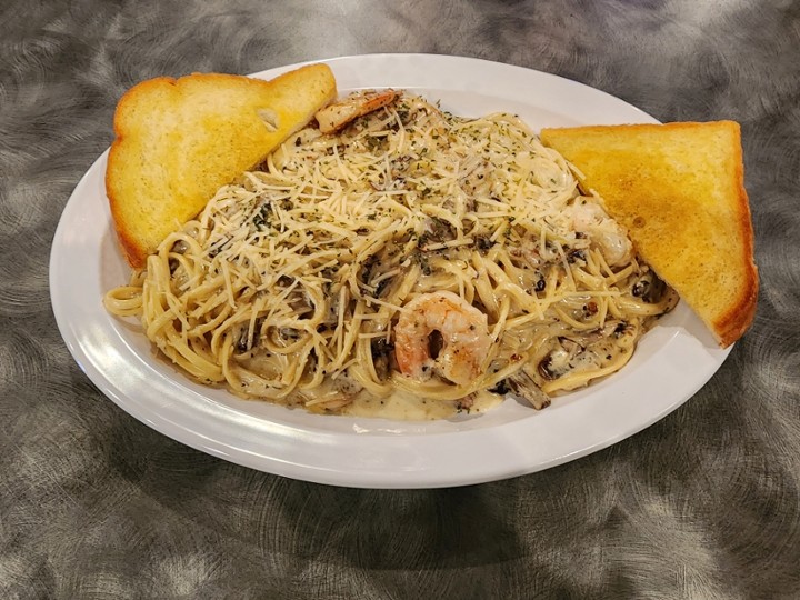 Shrimp Alfredo w/ Mushroom & Onions