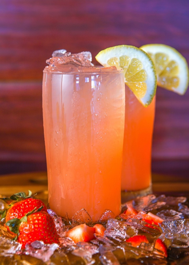 House-Made Strawberry Lemonade 32oz