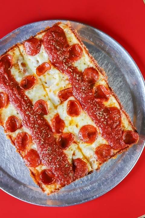 Large Detroiter