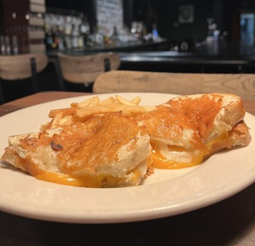 MidTown Melt - Melted by The Fox